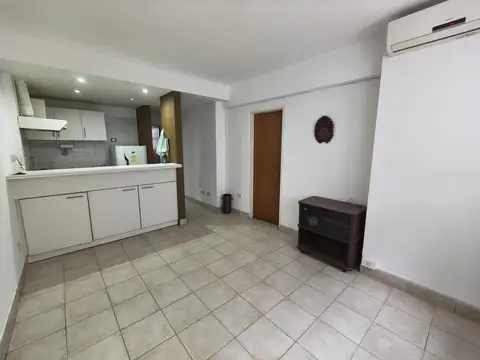 Jaramillo  al 3700