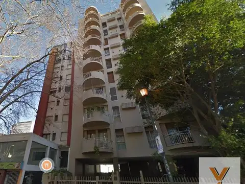 Cochera cubierta en venta - 12Mts2 - La Plata