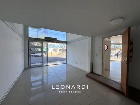 Local en Alquiler en Belen de Escobar, $ 2.200.000