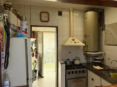 Casa 5 ambientes con 1 baño