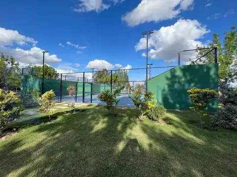 Venta Lote a la laguna Barrio El Principado