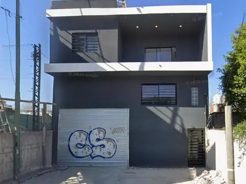 Av. Hipolito Yrigoyen  al 12400