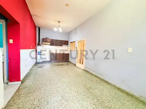 Juan de Salazar 800, Piso 0