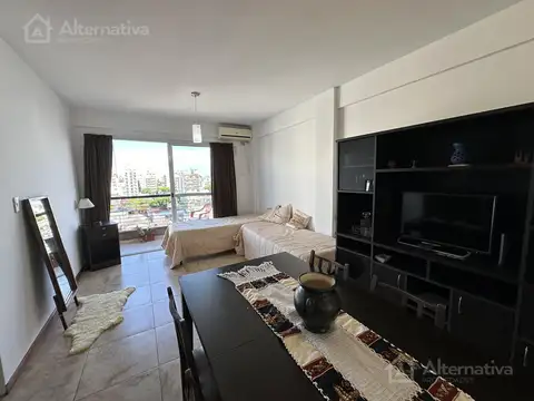 Carlos Antonio López 2700