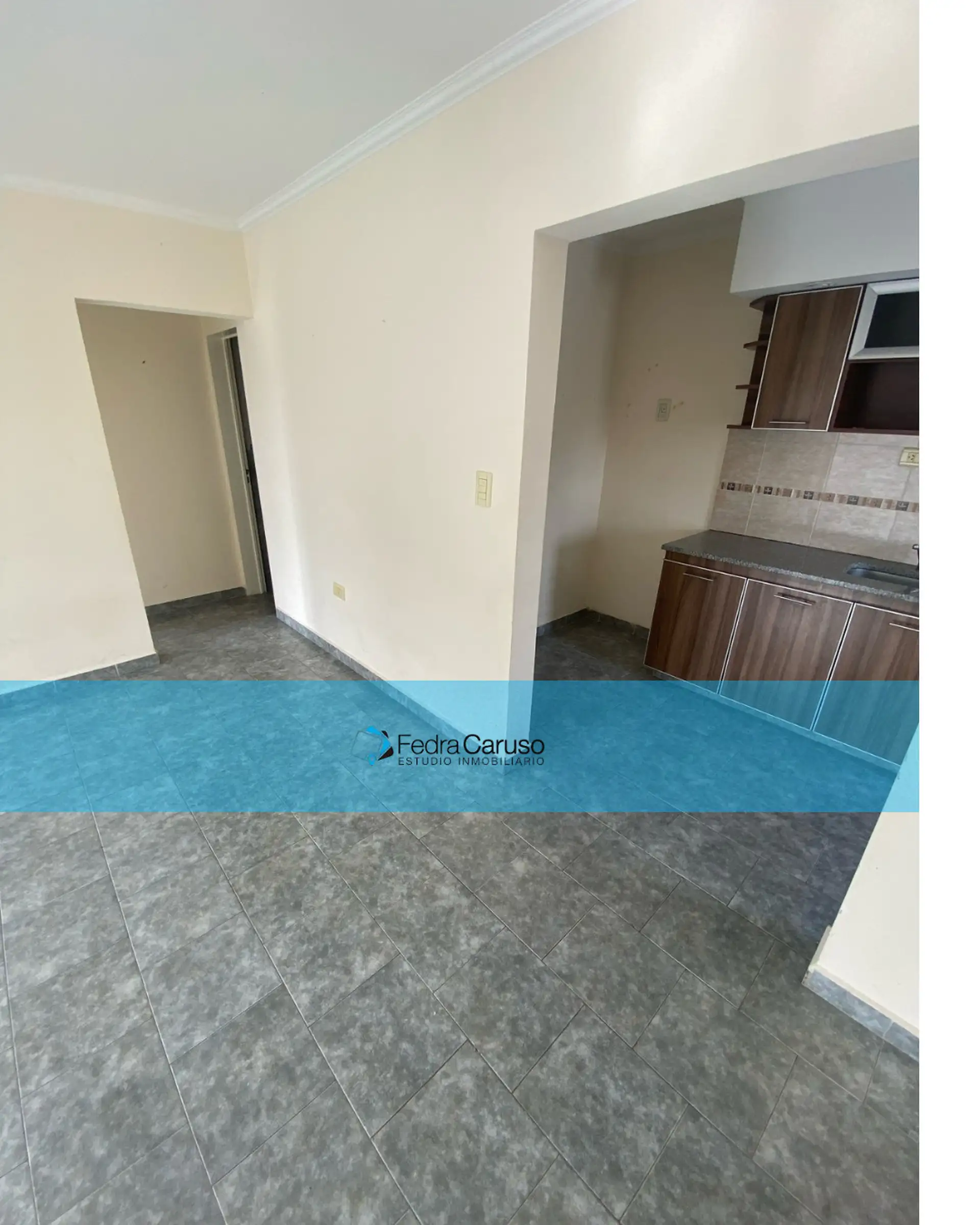 Depto 3 amb 60m², 2 dorm, 1 baño — 1er piso con acceso para auto (complejo)