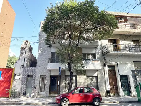 Montevideo 1000 - Planta baja 2 dormitorios + comodin