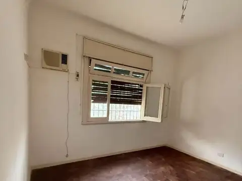 Depto Tipo Casa en Alquiler de 2 dormitorios
