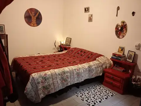 PH en venta dos dormitorios con patio y terraza, Luis Agote.