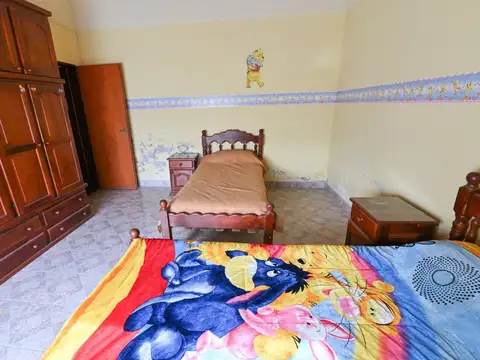 Casa 3 ambientes con 2 baños