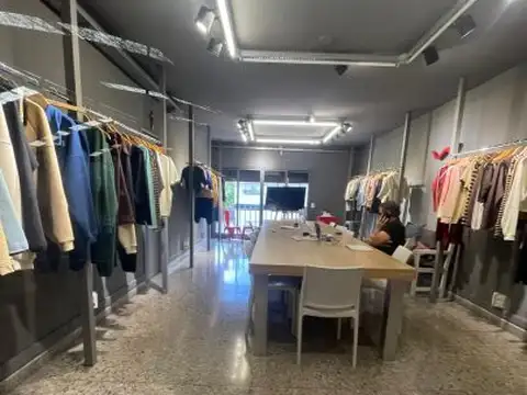 Tucumán 4261 - Nave Industrial 1492 m2 en venta