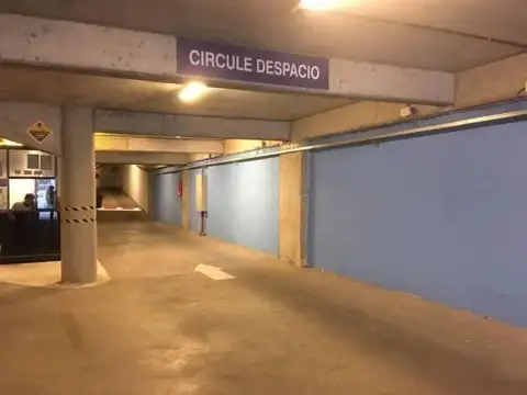 AV PELLEGRINI 1644 Pellegrini Parking