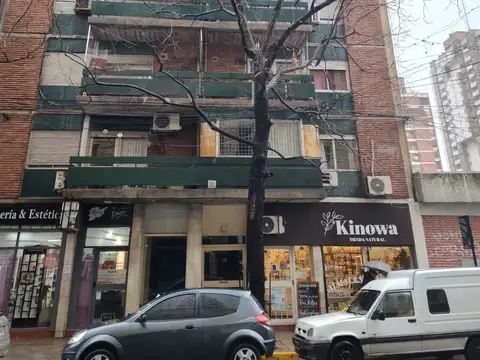 Departamento 2 Dormitorios con cochera piso 3ro.