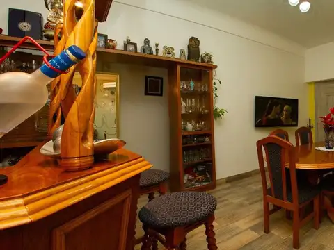 Casa en Venta con 1 cochera