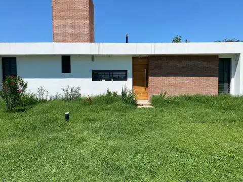 Catalina Medeot 1000