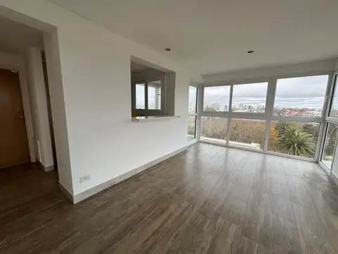 Departamento en Alquiler con 1 cocheras