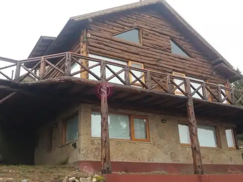 CASA EN VENTA EN SAN MARTIN DE LOS ANDES Barrio Faldeos del Chapelco 100
