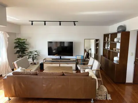 Departamento en Alquiler con 2 cocheras