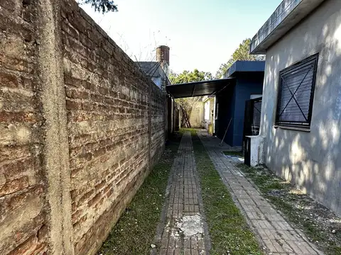 Depto Tipo Casa en Venta con 1 cocheras