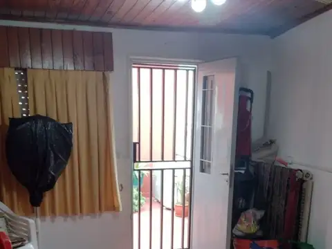 Hermoso departemabeto tiop Casa.con quincho y terraza