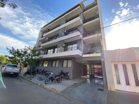 Zeballos al 200