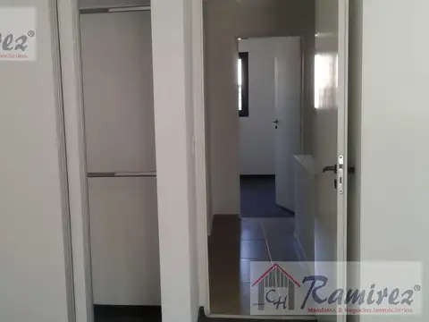 Departamento en Venta en Villa Gobernador Udaondo, USD 115.000