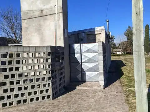 Casa en Venta - 3 Dormitorios 1 Baño - 130mts - La Plata