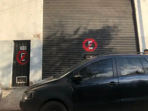 Excelente Galpón Sobre Lote Propio