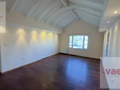Casa en Alquiler de 3 dormitorios
