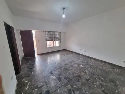 VENTA CASA GRAND BOURG A REFAC LOCAL  APTO CREDITO