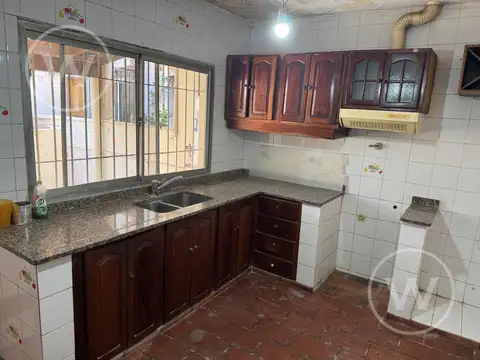 Depto Tipo Casa en Venta 50 años