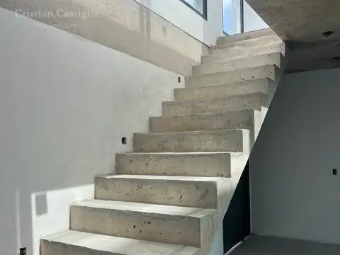 Casa en Venta en Puertos, USD 950.000