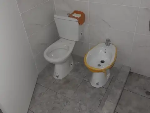 FLORES 2 AMB C/BALCON A ESTRENAR PH SIN EXPENSAS AP/PROF