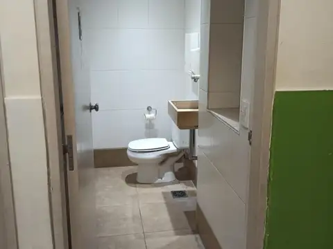 Local en Venta en Berazategui, USD 340.000