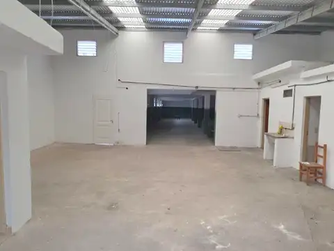 Galpon en Alquiler en Tablada, $ 1.400.000