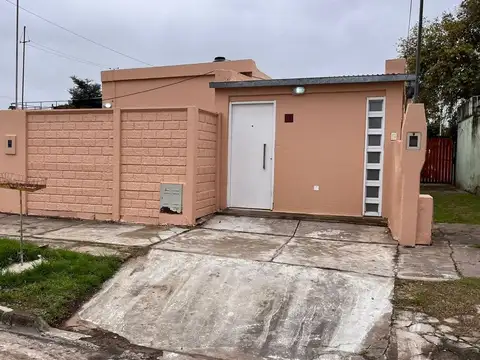 PH/2 DORMITORIOS/PATIO/SERVICIOS/VILLA ROSAS