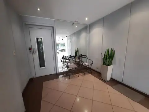 Departamento en Venta en Villa del Parque, USD 130.000