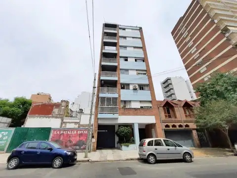 MUY BUEN 2 AMB AL FRENTE EXCEL ESTADO COCHERA FIJA