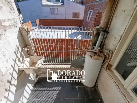 3 AMBIENTES EN 1ª PISO