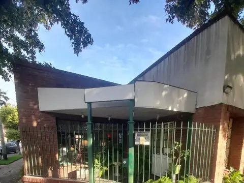 Libertad 700