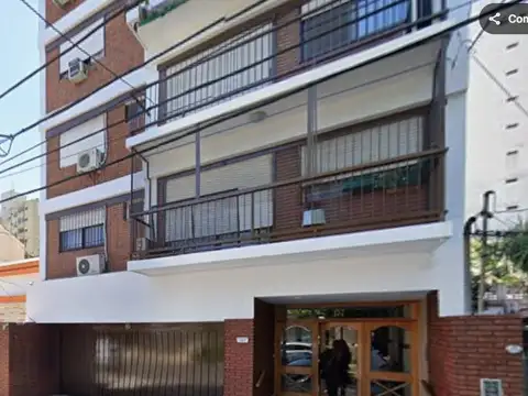 *DEPTO. 2 AMBIENTES CON LAVADERO Y COCINA INDEPENDIENTE *A 4 CDRAS DE LA ESTACIÓN