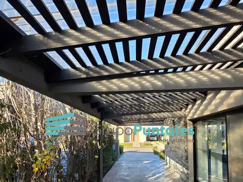 Casa en Lagos de Canning en un Planta Baja, con 3 dormitorios y piscina