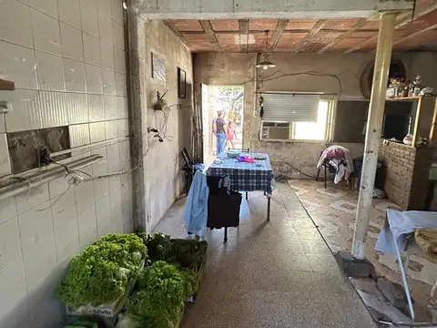 2 CASAS INTERNAS EN VENTA - CORRIENTES 384- VILLA GOB. GALVEZ