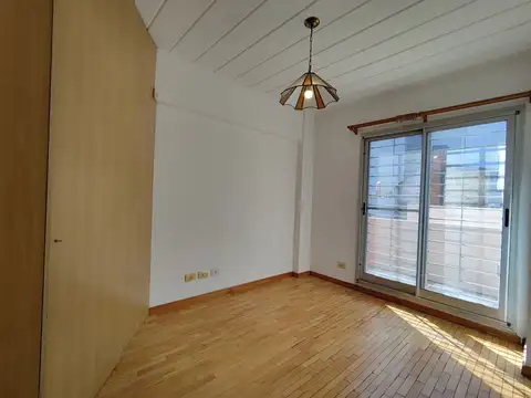 Departamento en Alquiler en Versalles, $ 1.990.000