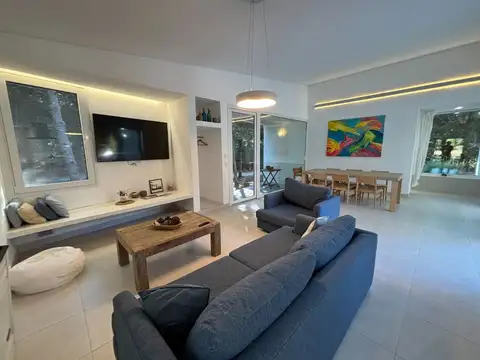 Casa en Venta en Barrio Bosque, USD 225.000