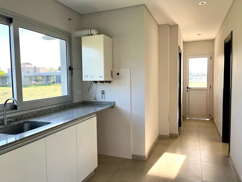 Casa en Venta - Greenville Polo & Resort