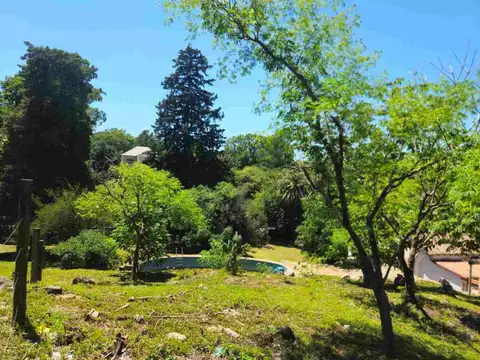 VENTA CASONA 4 DORM UNQUILLO TERRENO ESQUINA