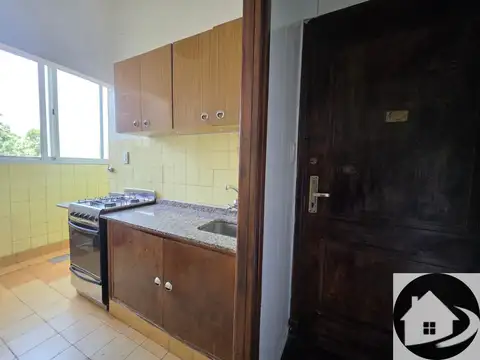 Av Juan b Justo 4500