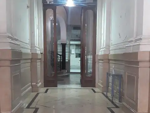 Piedras 83 , Piso 1