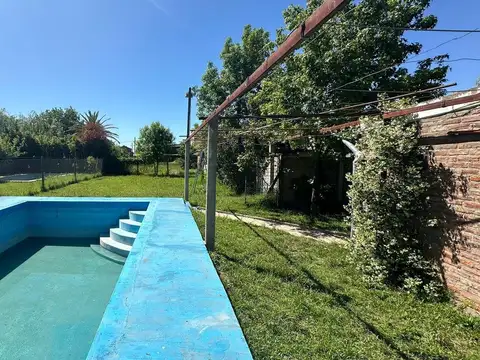 Casa 3 ambientes con 1 baño