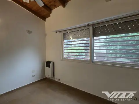 Depto Tipo Casa 3 ambientes con 1 baño